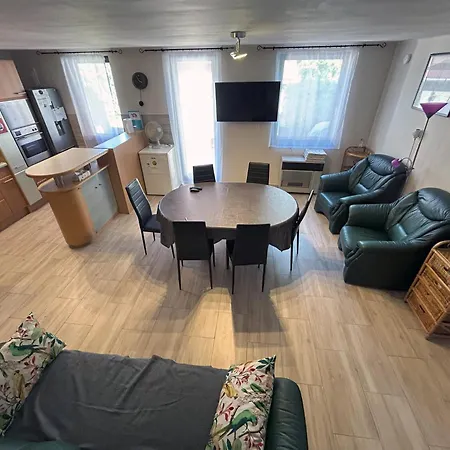 Feriehus Loczy-lak Siófok
