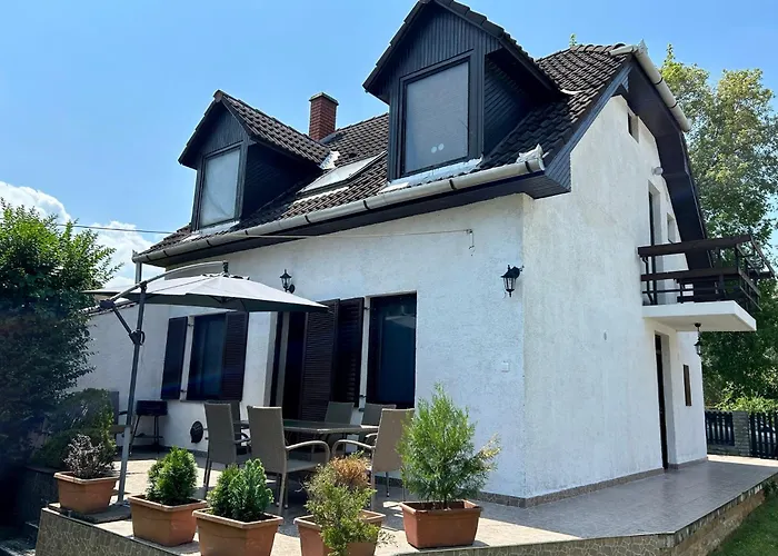 Loczy-lak Feriehus *